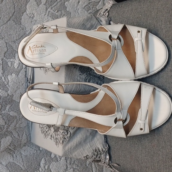 CLONKS ARTISAN COLLECTION SIZE. 11XW. White Women's Sandals by - Picture 6 of 6